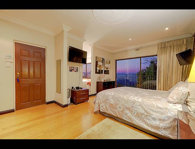 5 BEDROOM HOUSE FOR SALE IN KENSINGTON